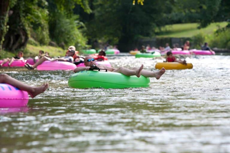 float trips on the illinois river